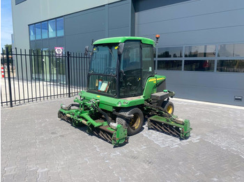 Косарка JOHN DEERE 2000 Series