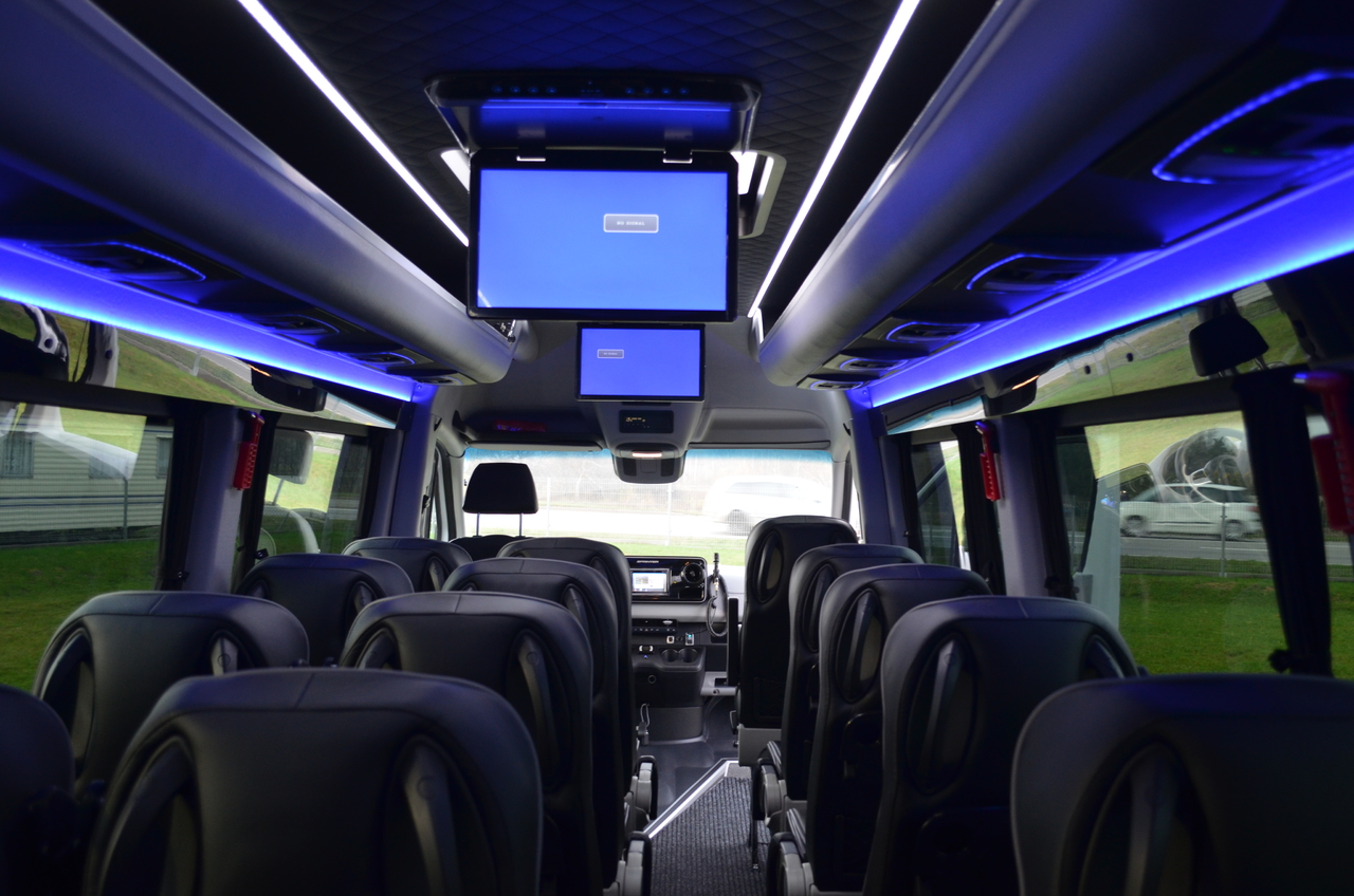 Новий Мікроавтобус, Пасажирський фургон MERCEDES-BENZ 519 4x4 high and low drive: фото 12