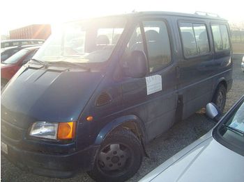 Ford tourneo 2.5d - Мікроавтобус