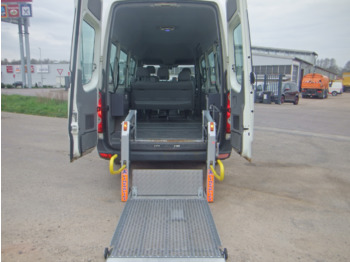 Мікроавтобус, Пасажирський фургон VW Crafter 35 2.5 TDI DPF L3H2 8-Sitzer RAMPE Klima: фото 1