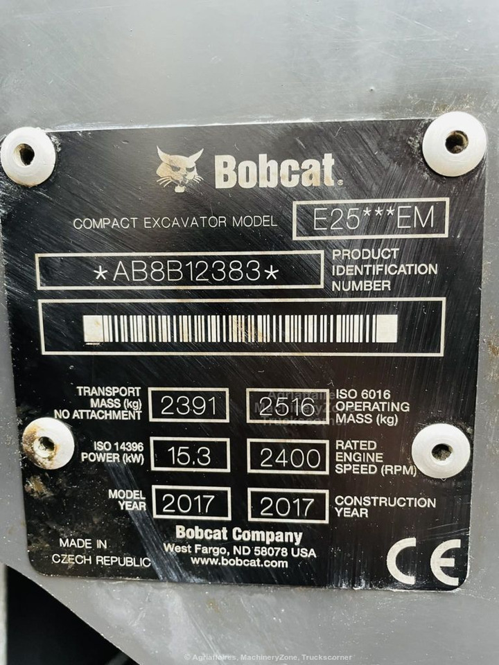 Міні-екскаватор Bobcat E25: фото 8