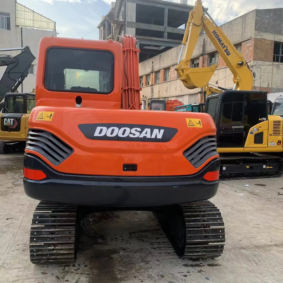 Гусеничний екскаватор DOOSAN DX75 Korean small tracked hydraulic excavator digger: фото 4