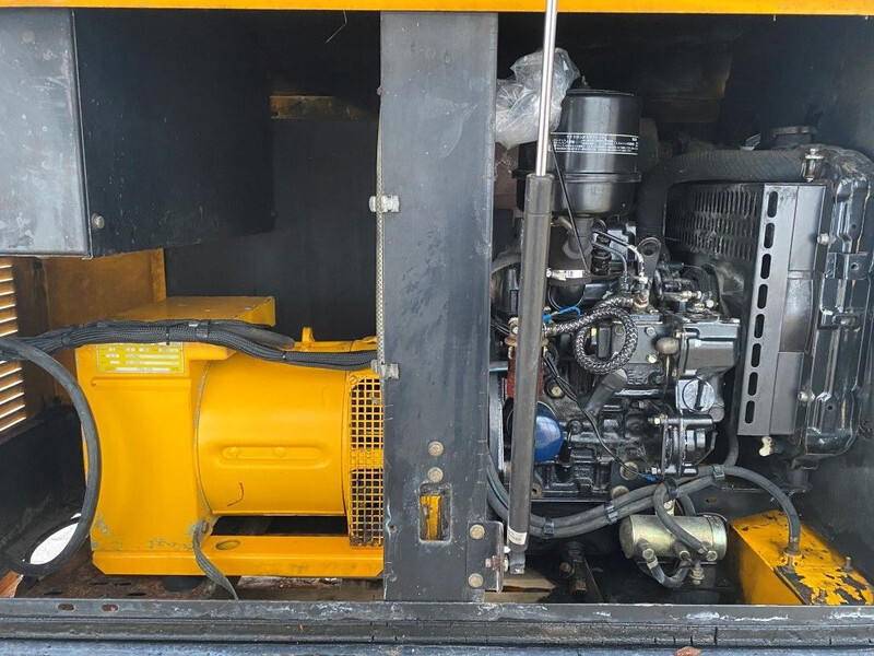 Електричний генератор Mitsubishi SDMO 9 kVA Silent generatorset: фото 12