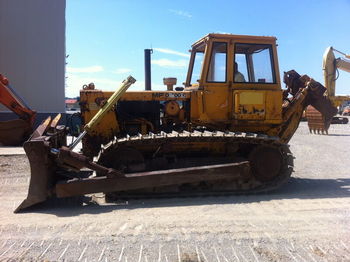 Бульдозер HANOMAG D600