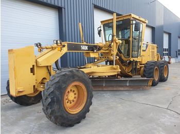 Грейдер CATERPILLAR 140K