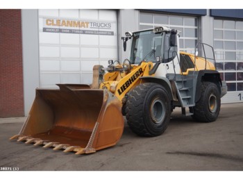 Колісний навантажувач Liebherr L566 wheel loader