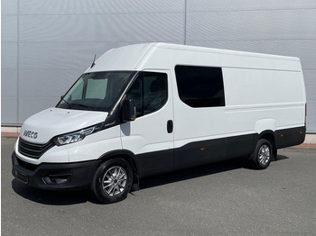 Мікроавтобус IVECO Daily 35s18
