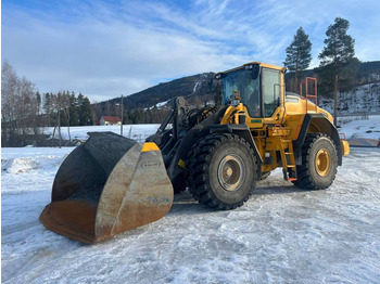 Колісний навантажувач VOLVO L150