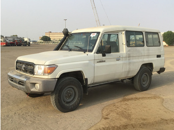 Легковий автомобіль Toyota Land Cruiser 78