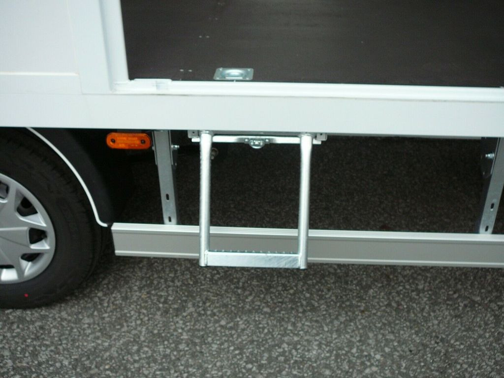 Новий Фургон з закритим кузовом Ford Transit Koffer mit Türen 4,30m Klima Temp. DAB: фото 14