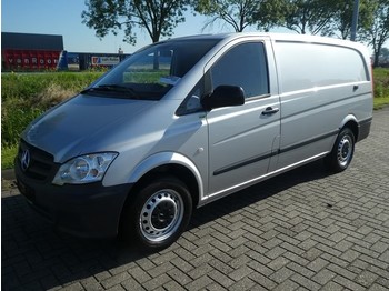 Суцільнометалевий фургон Mercedes-Benz Vito 113 CDI lang airco
