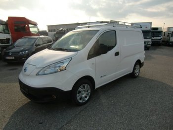 Суцільнометалевий фургон Nissan NV 200 Elektro Kastenwagen Comfort