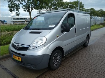 Суцільнометалевий фургон Opel Vivaro 2.0 CDTI