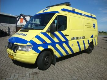 Карета швидкої допомоги Mercedes-Benz 312d compleete INRICHTING ambulance: фото 1