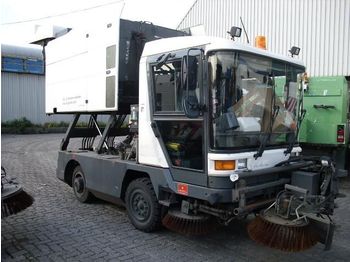 RAVO 530 Container Dump
 - Підмітально-прибиральна машина