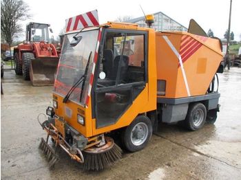 Прибиральна машина BUCHER K 1500 CITYCAT