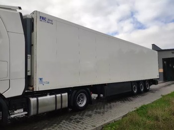 Рефрижератор напівпричіп SCHMITZ CARGOBULL Thermo King SLX 300