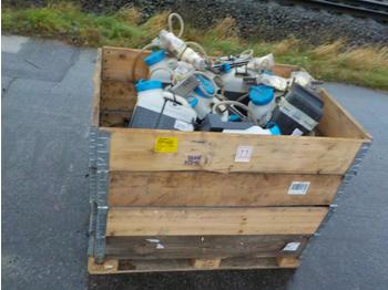  Unused Box of Water Spreaders to suit Bomag - Навісне обладнання