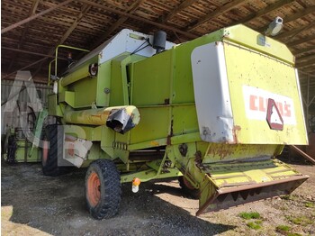Зернозбиральний комбайн Для транспортування харчових продукті Claas Dominator 106: фото 1