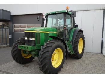 Сільськогосподарський трактор John Deere 6910 aq tls