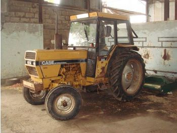 CASE International 258
 - Трактор