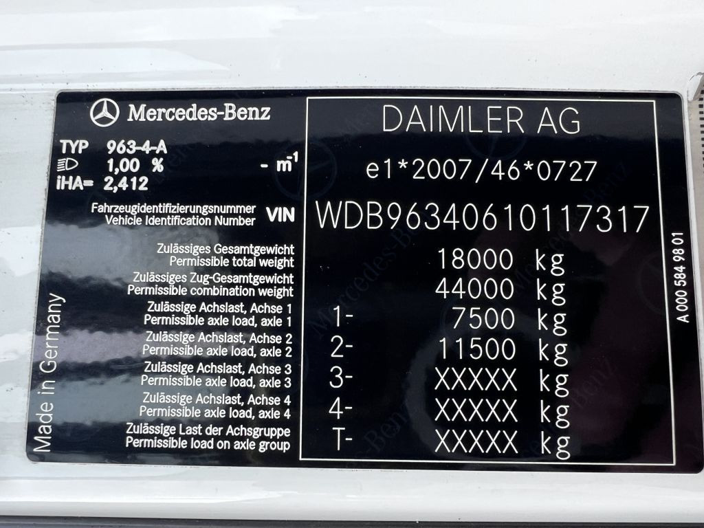 Тягач Mercedes-Benz Actros 1842 4X2 MEGA EURO 6 + HESCHOTEL + ROCKIN: фото 12