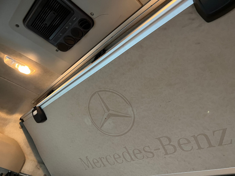 Тягач Mercedes-Benz Actros 1845 BigSpace: фото 14