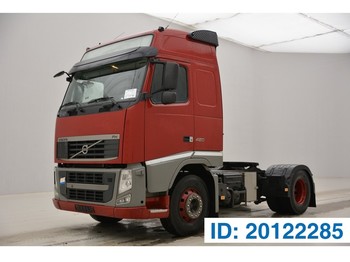 Тягач Volvo FH13.420 Globetrotter - ADR