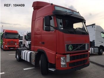 Тягач Volvo FH440 - SOON EXPECTED - 4X2 MANUAL GLOBETROTTER: фото 1