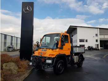 Unimog Mercedes-Benz U300 4x4 Hydraulik Standheizung  - Бортова вантажівка/ Платформа