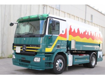 Цистерна вантажівка MERCEDES-BENZ Actros 1841 13.500Ltr. Pumpe
