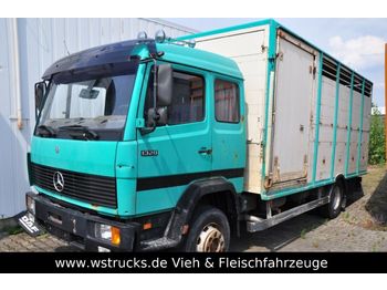 Для перевезення худоби вантажівка Mercedes-Benz 1320 L