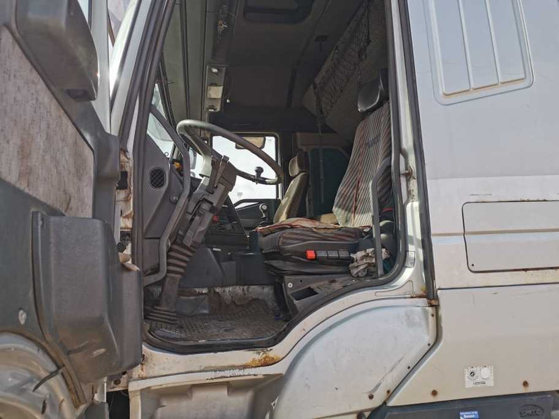 Вантажівка шасі Iveco Eurostar 260E42 6x4, chassis truck: фото 11