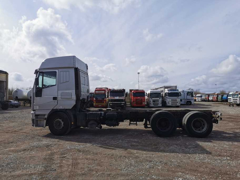 Вантажівка шасі Iveco Eurostar 260E42 6x4, chassis truck: фото 8