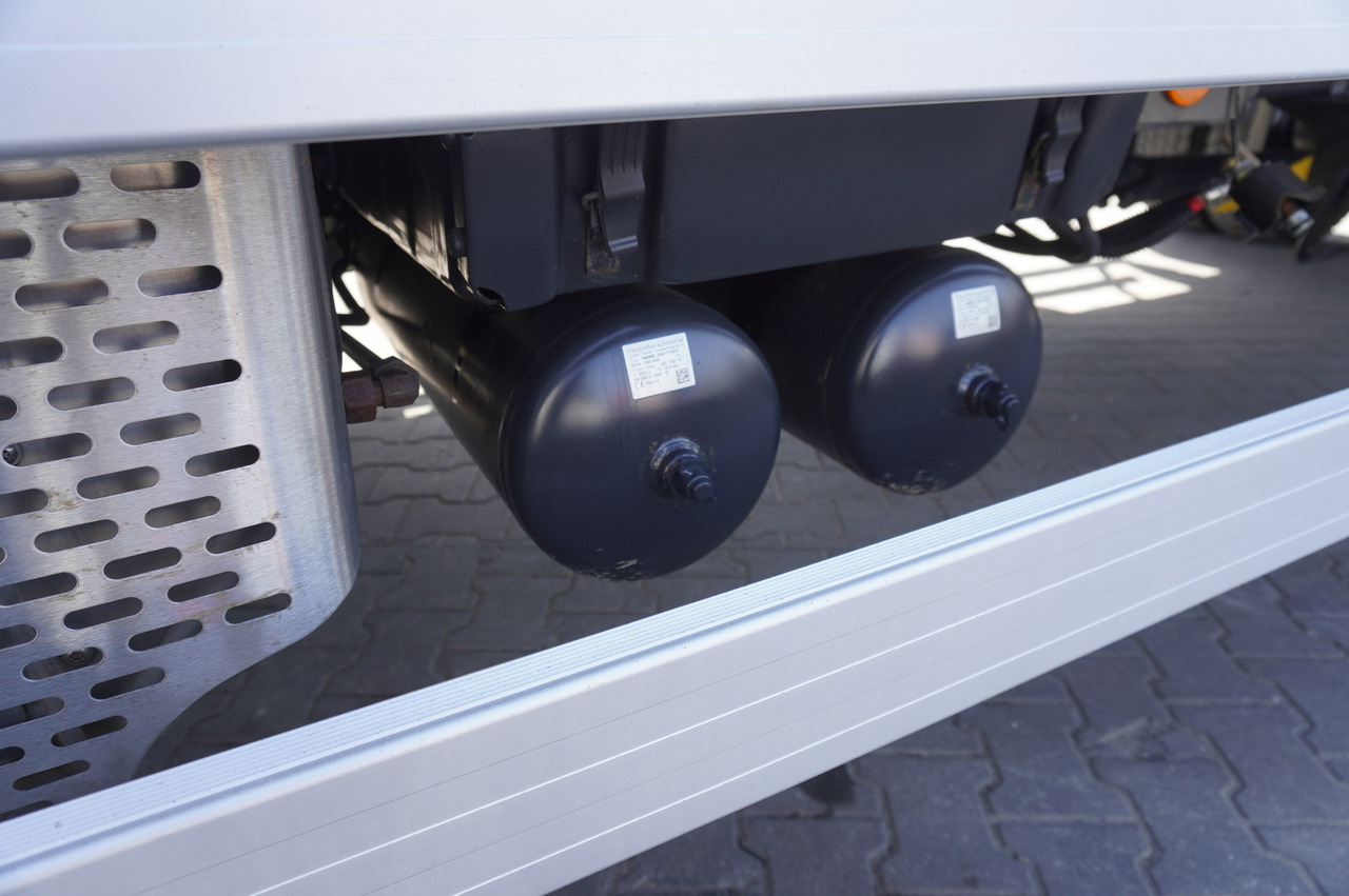 Рефрижератор вантажівка Iveco Iveco Eurocargo 160-250 E6 / ATP/FRC to 2026 / 16t / 2020 / BITEMPERATURE / Tail lift / 19 pallets / 105000 km!!: фото 24