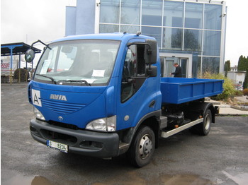  AVIA D100 4x2Abrollkipper - Контейнеровоз/ Змінний кузов вантажівка
