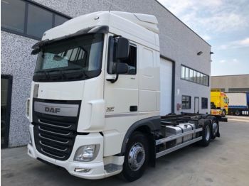 Контейнеровоз/ змінний кузов вантажівка DAF XF 105/460