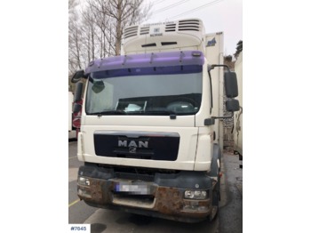 Вантажівка з закритим кузовом MAN TGM 18.290: фото 1