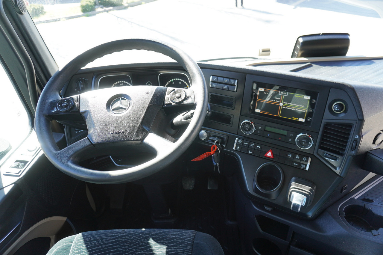 Вантажівка шасі MERCEDES-BENZ Actros 2542 Low Deck BDF / 6×2 / E6 / steering axle: фото 18