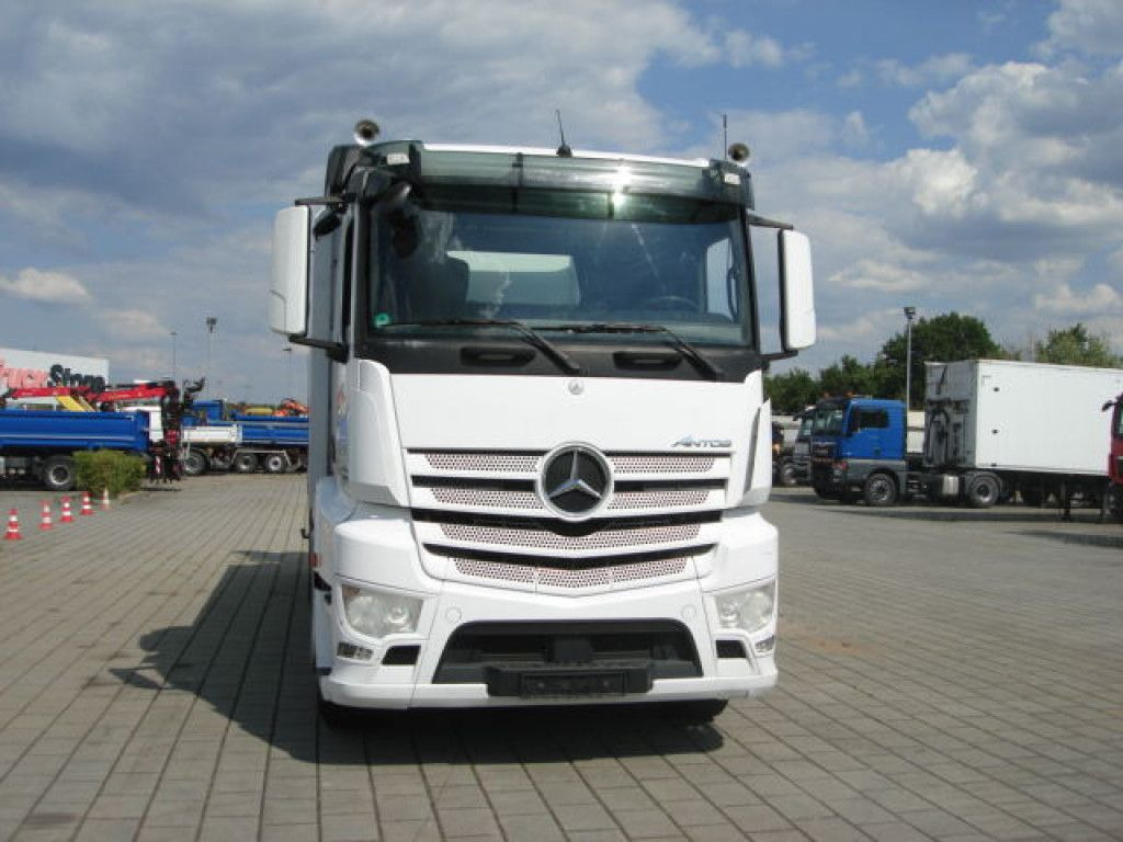 Вантажівка з маніпулятором, Бортова вантажівка/ Платформа Mercedes-Benz Antos 2543 L/6x2 Pritsche Heckkran: фото 6