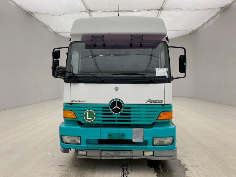 Бортова вантажівка/ Платформа, Вантажівка з маніпулятором Mercedes-Benz Atego 1828: фото 2
