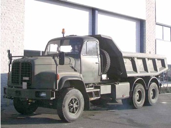 SAURER D330 - Самоскид вантажівка