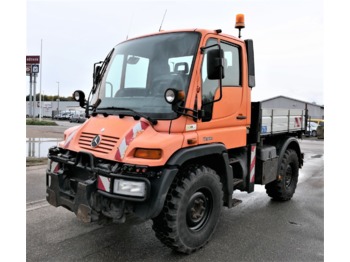 UNIMOG U300 KLIMA AHK KOMUNALHYDRAULIK - Самоскид вантажівка