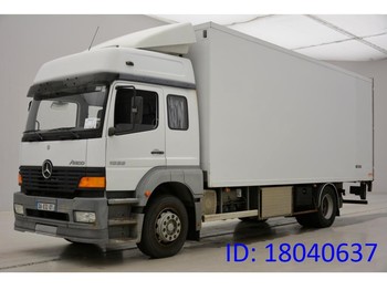 Вантажівка з закритим кузовом Mercedes-Benz Atego 1828N