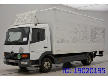 Вантажівка з закритим кузовом Mercedes-Benz Atego 815