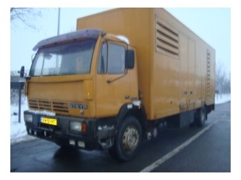 Steyr 17S21 - Вантажівка з закритим кузовом