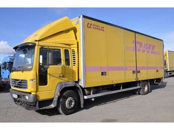 Вантажівка з закритим кузовом VOLVO FL615 250 4X2