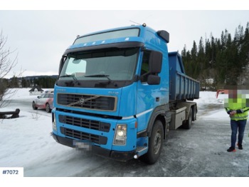 Гаковий мультиліфт вантажівка Volvo FM12: фото 1