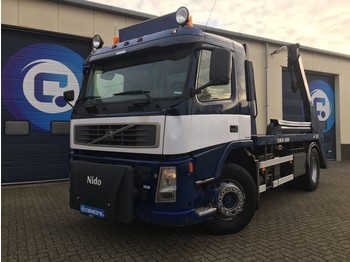 Скіповий навантажувач вантажівка Volvo FM9 4X2 300Pk Euro 3 MANUAL-STEEL SUSPENSION-ANALOGE TACHO: фото 1