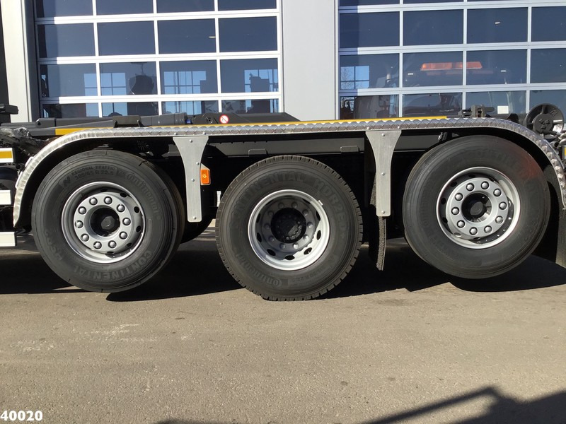 Гаковий мультиліфт вантажівка, Вантажівка з маніпулятором Volvo FM 420 8x2 HMF 28 ton/meter laadkraan Welvaarts weighing system: фото 10